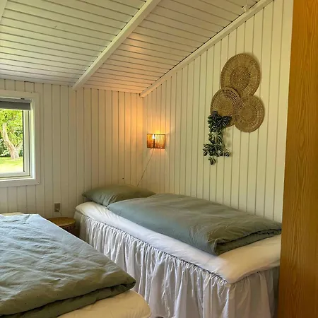 Cozy With A Wilderness Hot Tub 度假居
