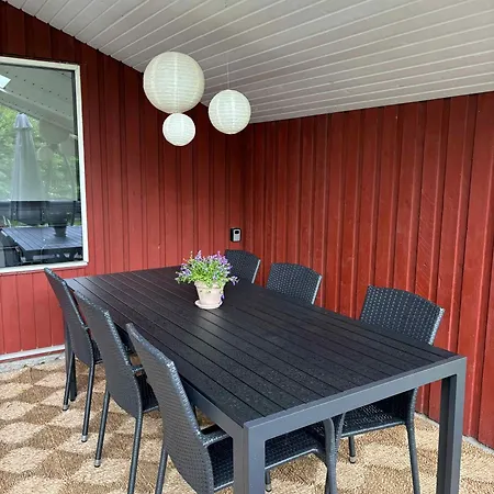 Cozy With A Wilderness Hot Tub Dom wakacyjny *